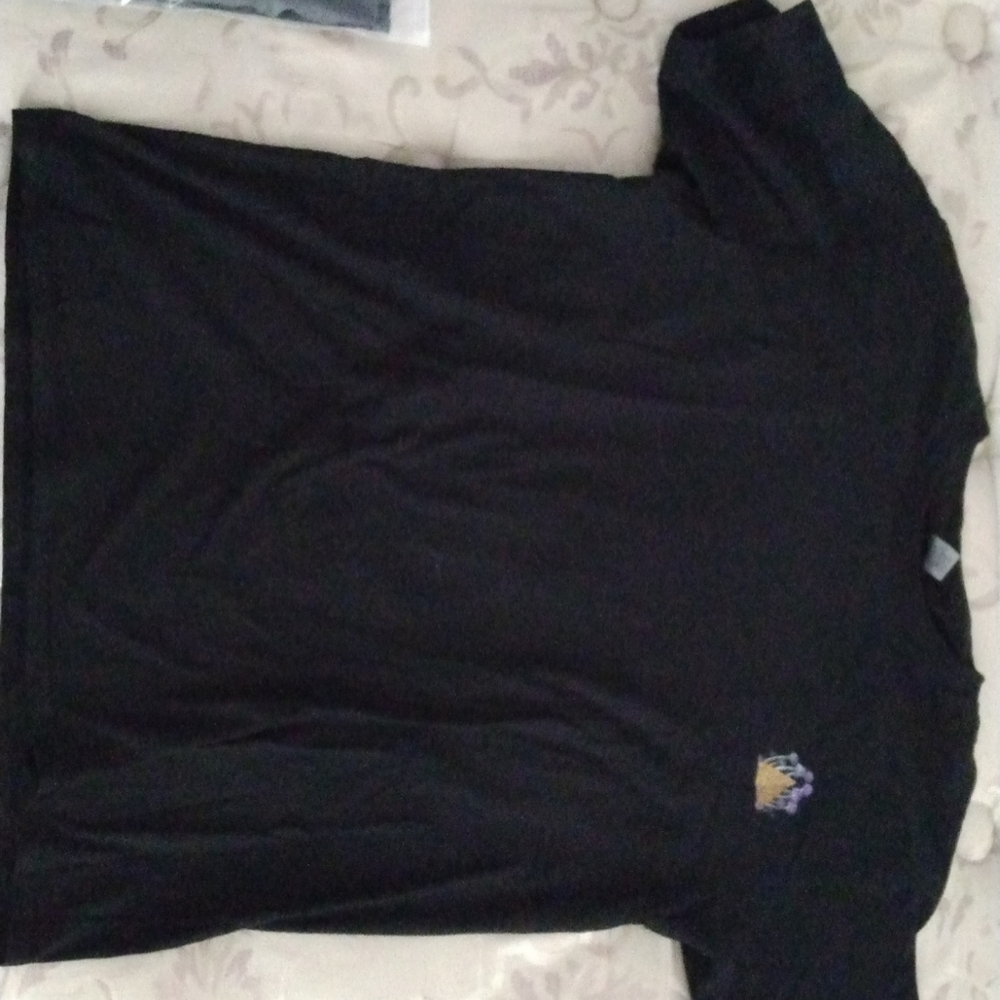 Black skull T shirt